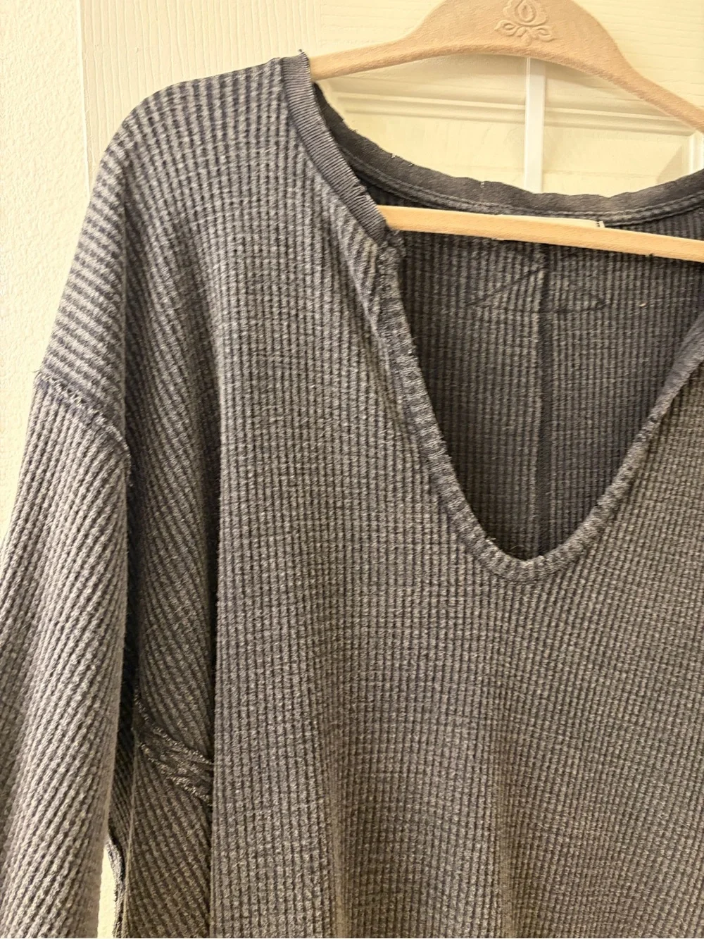 Free People 🩶🖤 we the free Charcoal Waffle V-Neck Cozy long sleeve Sweater NWT